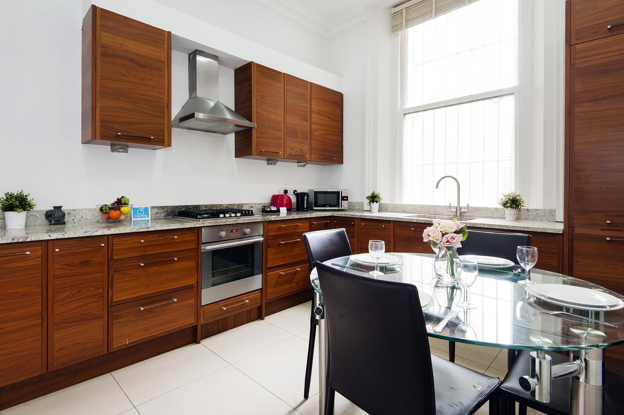 Appartamento Earls Court Amazing 2 Bed Flat In Central Londra Esterno foto