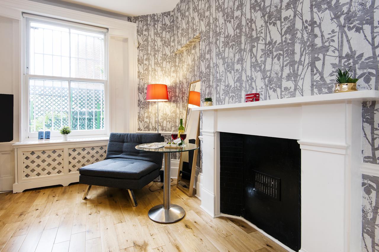 Appartamento Earls Court Amazing 2 Bed Flat In Central Londra Esterno foto