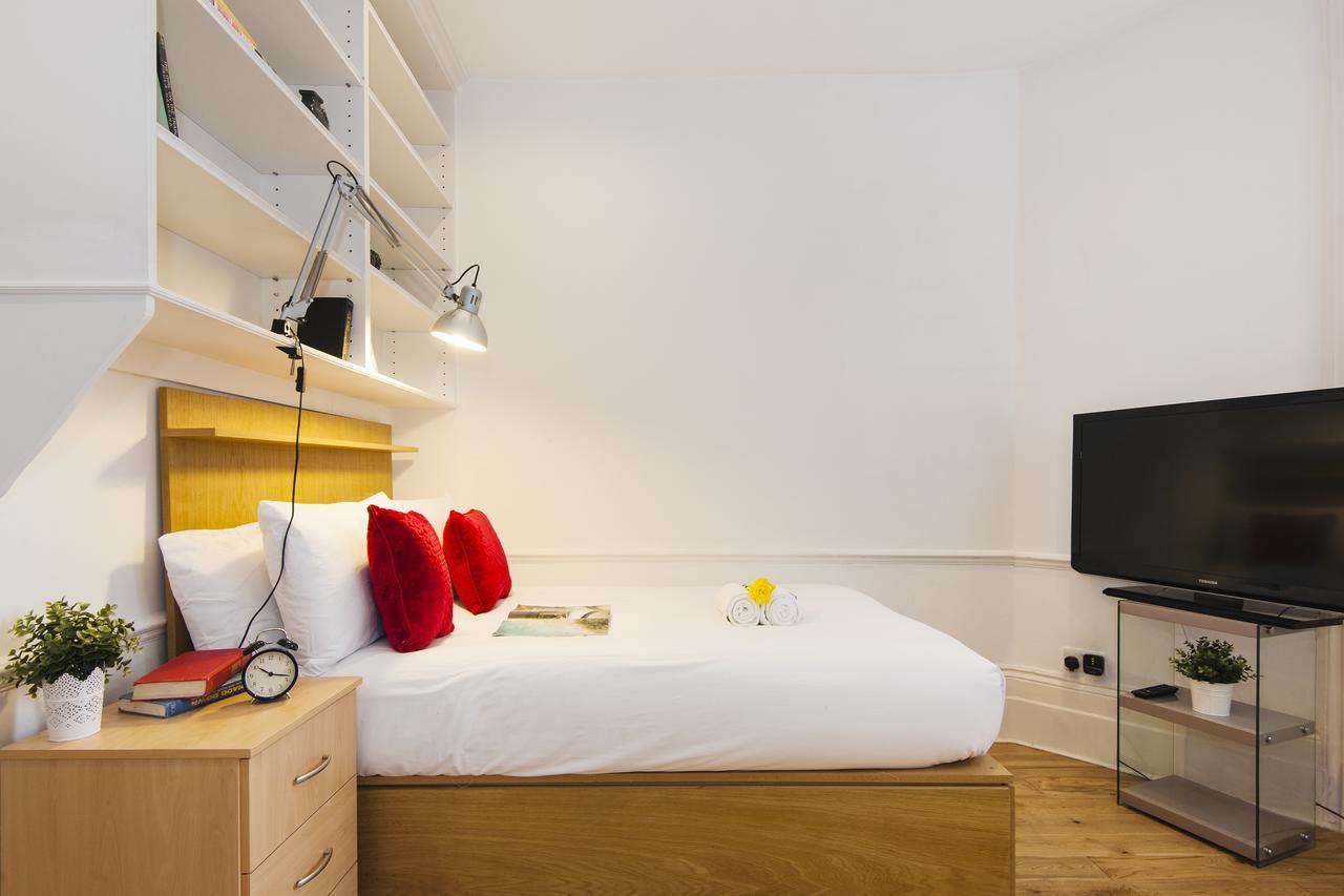 Appartamento Earls Court Amazing 2 Bed Flat In Central Londra Esterno foto